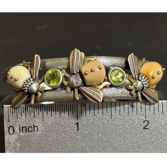 Zealandia 925 14KGF Cuff Hand Carved Fossilized Walrus Tusk Bees Peridot Unique - Picture 13 of 16